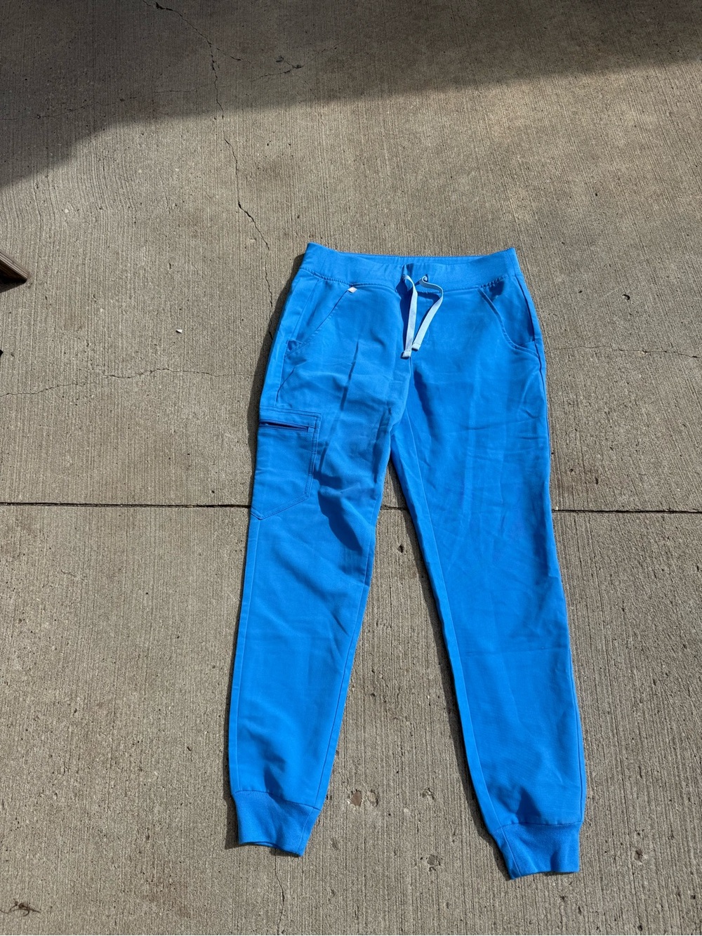 Women’s Size Small Figs Scrub Pants In Blue